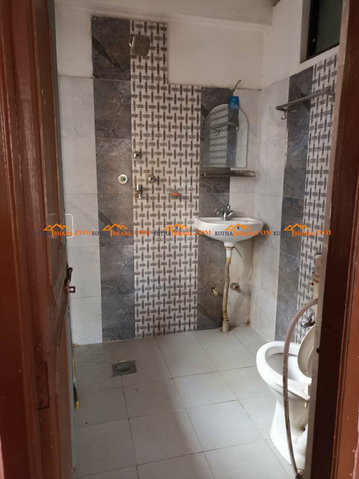 1 Bedroom and & kitchen with personal balcony availabe at Sinamangal, Near Airport